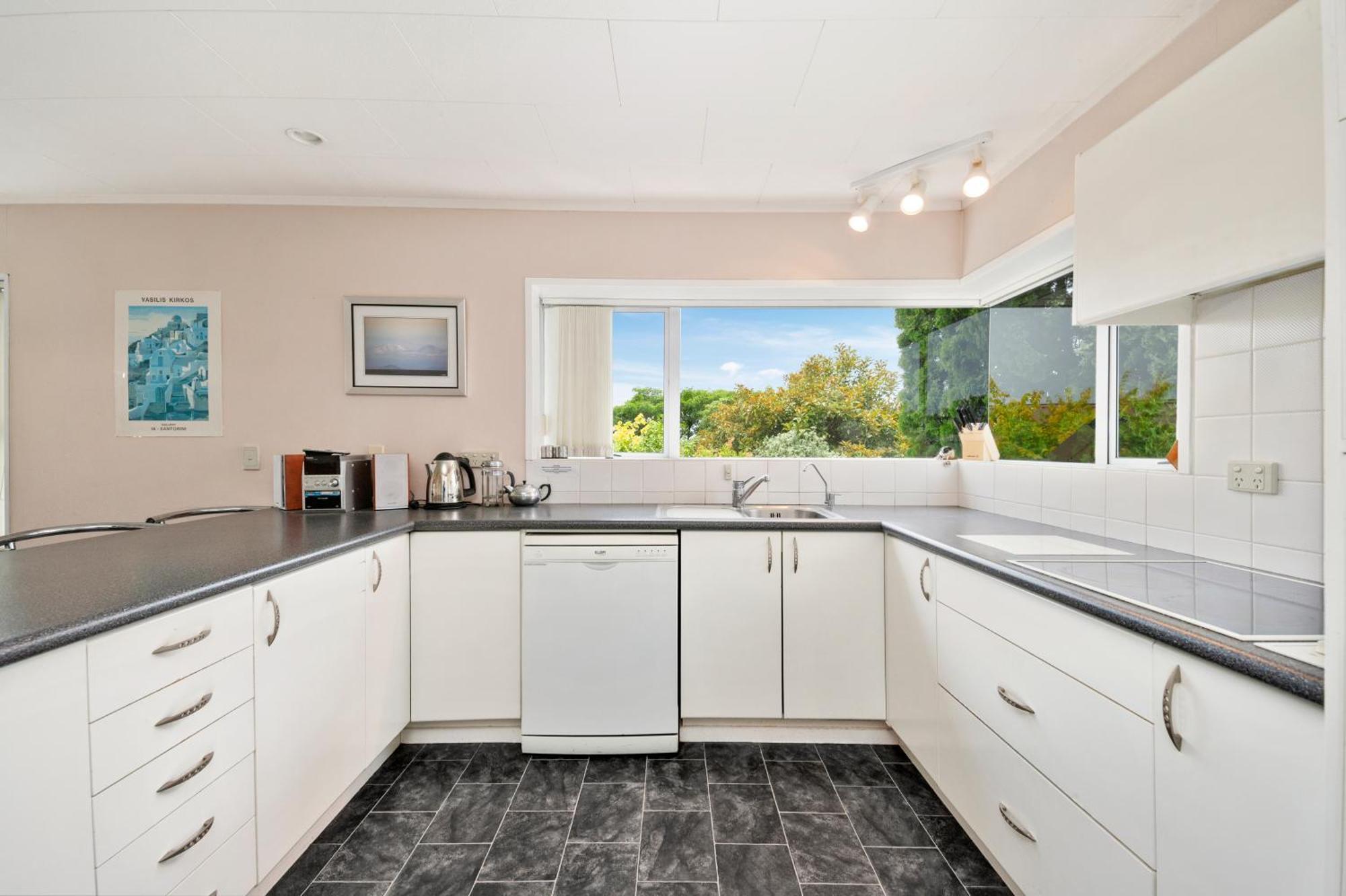 The White House - Taupo Holiday Home Luaran gambar